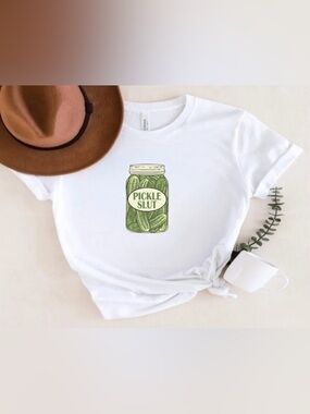 Funny Pickle Shirt Pickle Lover Graphic Tee Trendy Humor Top